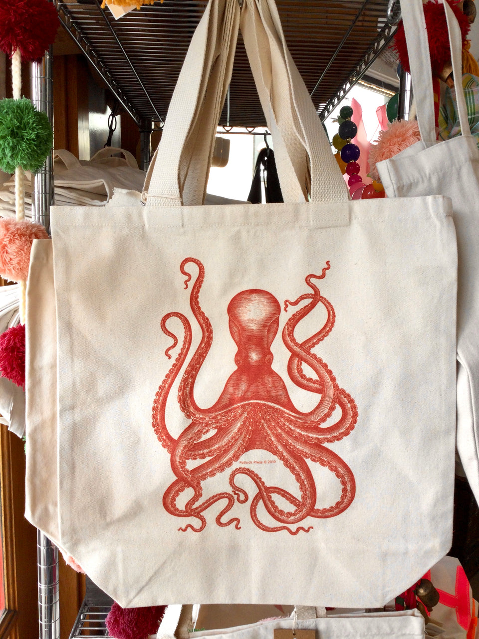 Octopus tote rust - full view