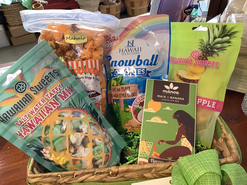 All the treats that are included in your tote under the description