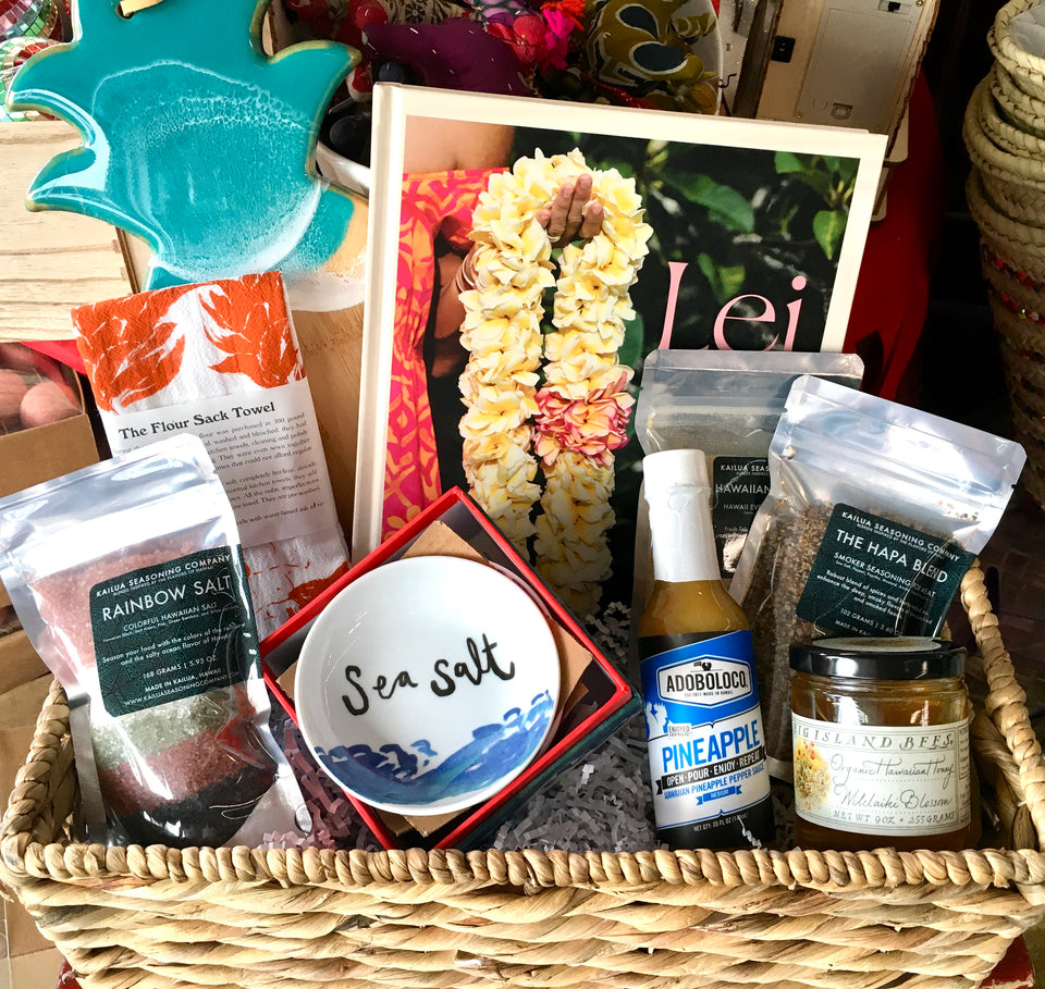 Gift box with both Book and Pineapple Serving Board