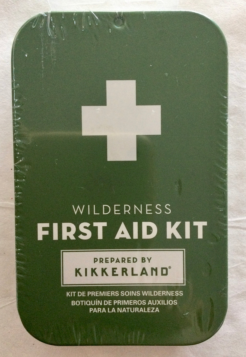 Mini first aid kit in tin - front