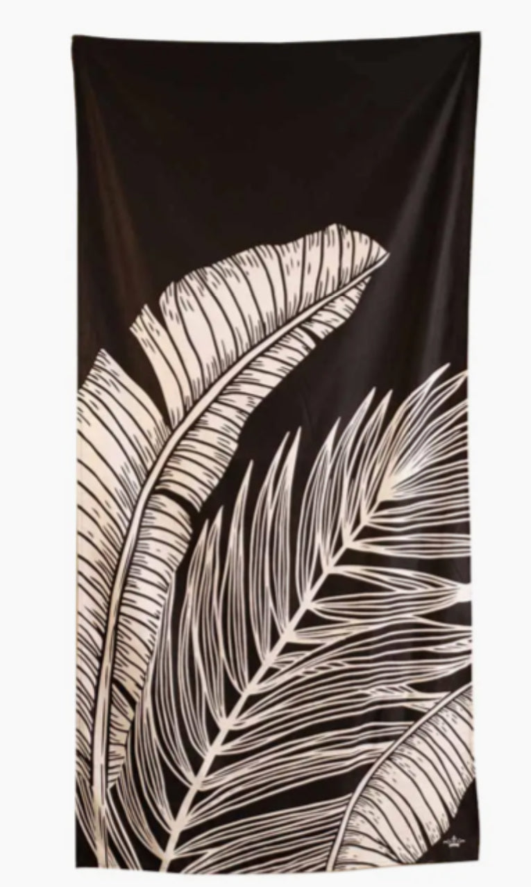 Delmare palm full view black and white towel