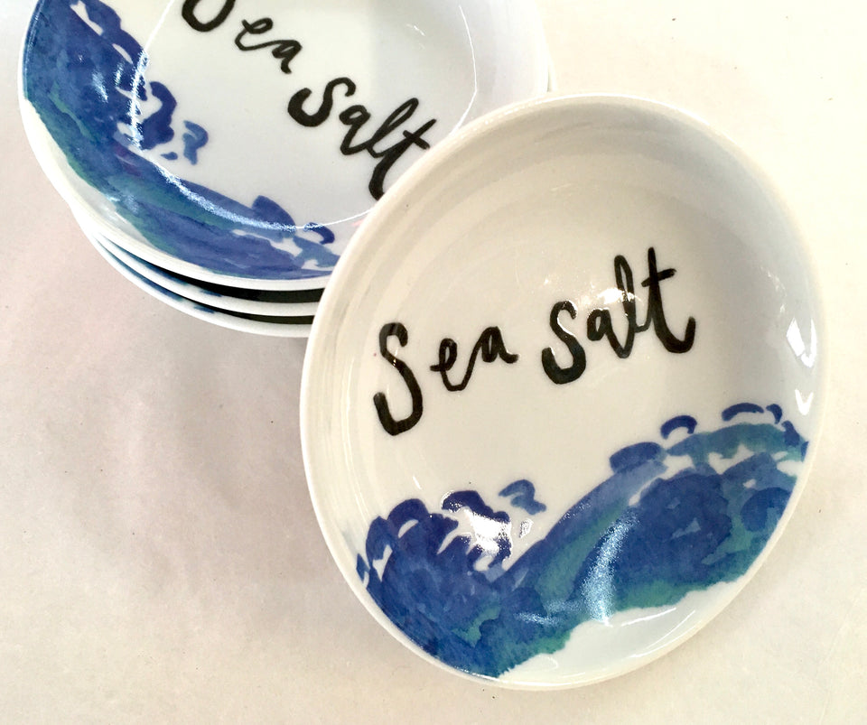 Set of 4 sea salt dishes