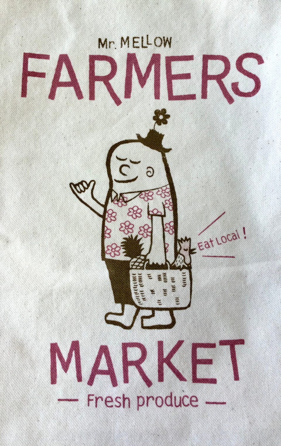 Detail of farmers market design on the tote.