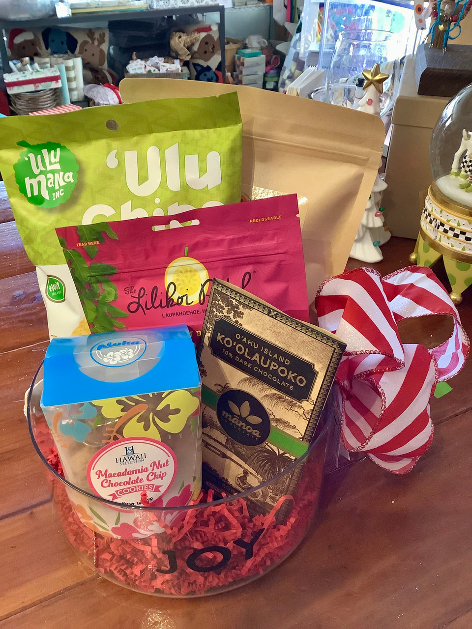 Holiday Joy Gift Bucket